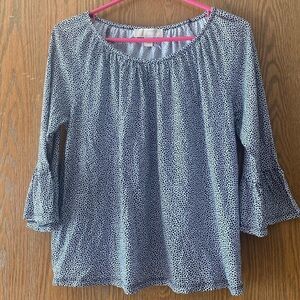 NWOT Michael Micheal Kors Size M 3/4 sleeve with bell look at bottom of sleeve